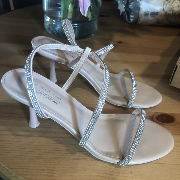 Call it Spring BLUSHH Rhinestone heels - Picture 4 of 7